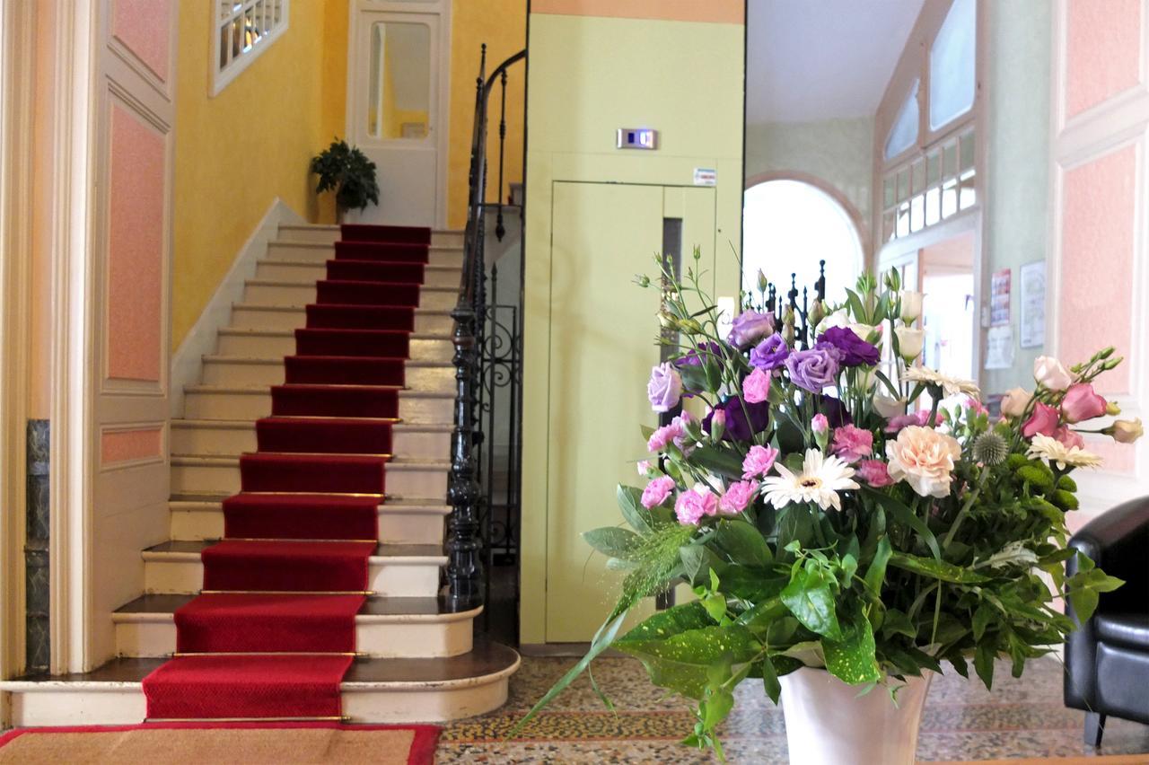 Hotel Restaurant D'Alsace Plombières-les-Bains Εξωτερικό φωτογραφία